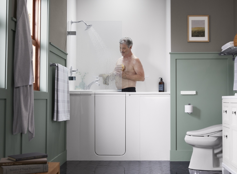 Shower Package | Gooseneck Shower Arm & Bath Screen | KOHLER Walk-In Bath